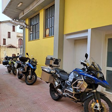 B&B Centrale Tortolì Εξωτερικό φωτογραφία