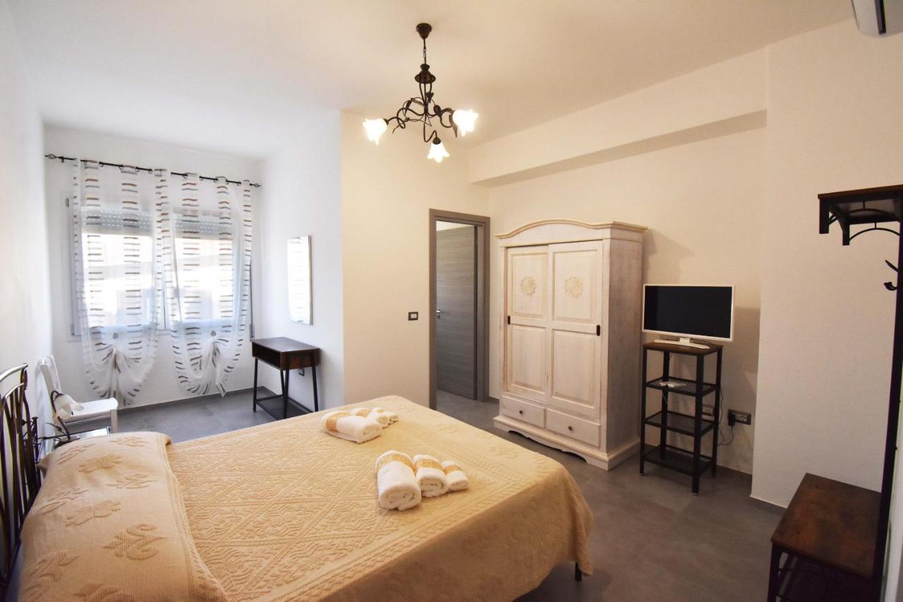 B&B Centrale Tortolì Εξωτερικό φωτογραφία