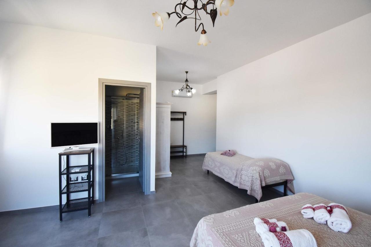 B&B Centrale Tortolì Εξωτερικό φωτογραφία